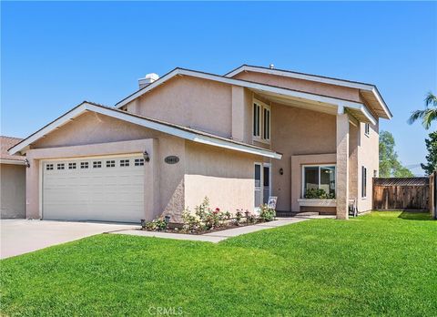 24692 Tabuenca Mission Viejo CA 92692