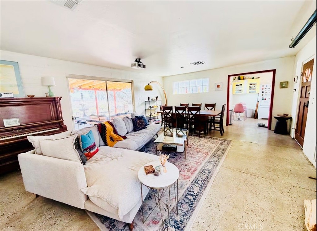 73422 Homestead Drive
