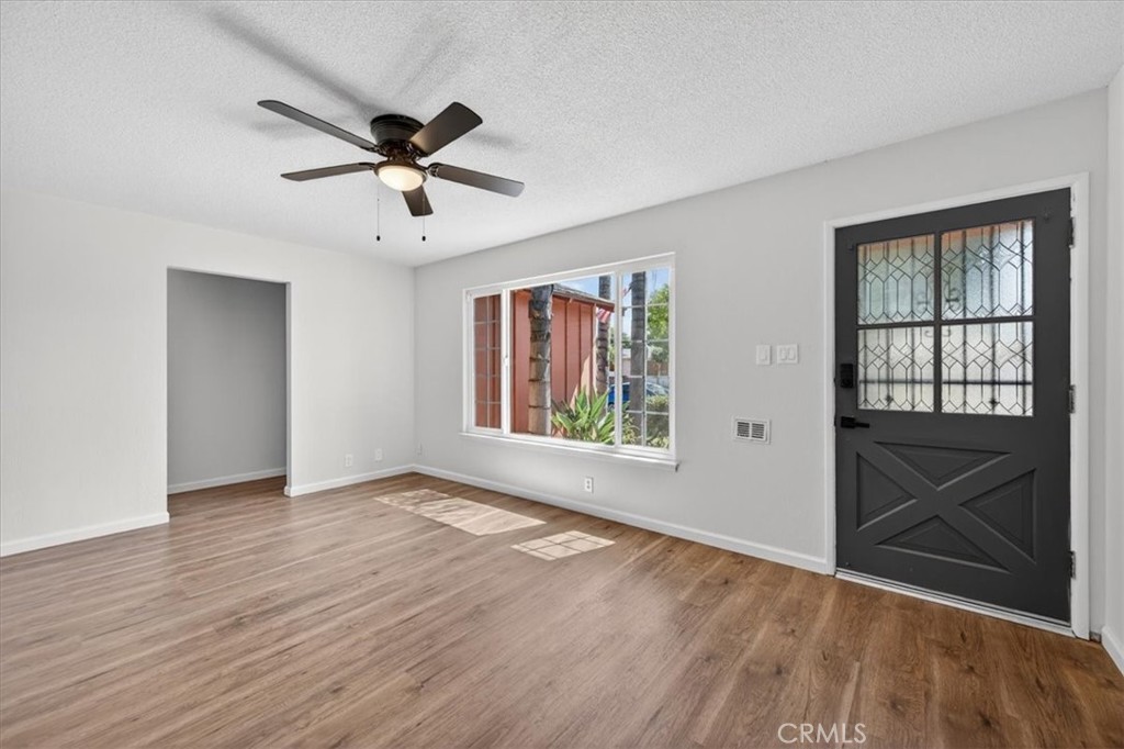 1604 S Sierra Vista