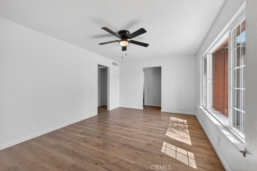 1604 S Sierra Vista