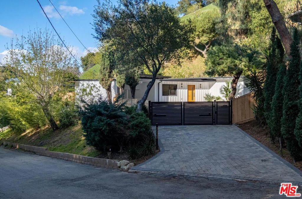 3523 Clawson Place
