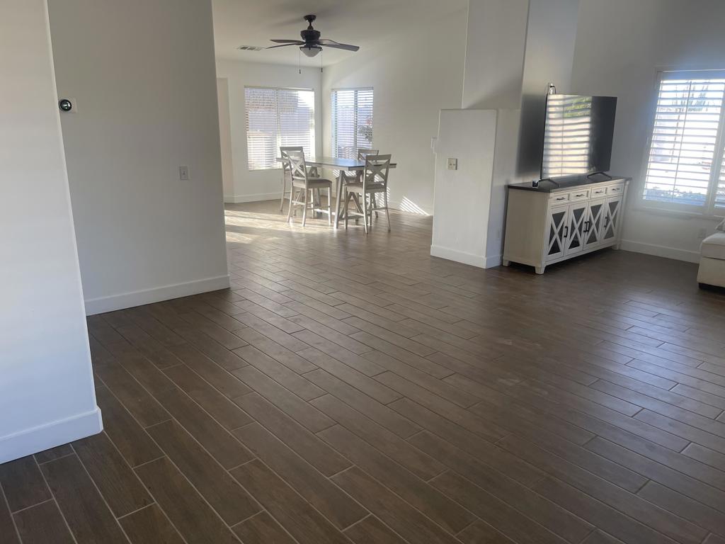81258 Avenida Esmeralda