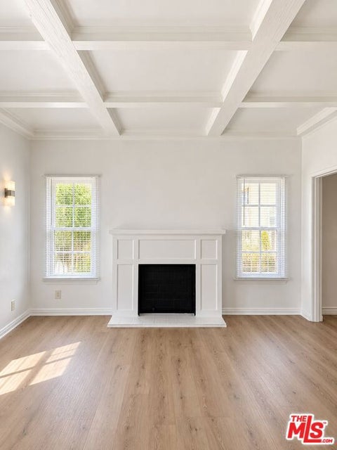 Photo of 140 S Camden Drive #104, Beverly Hills, CA 90212 (MLS # 26990353)