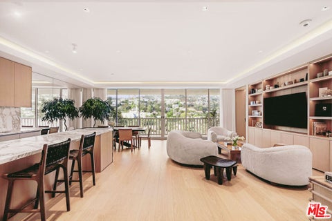 Photo of 9255 Doheny Road #1803, West Hollywood, CA 90069 (MLS # 26985599)