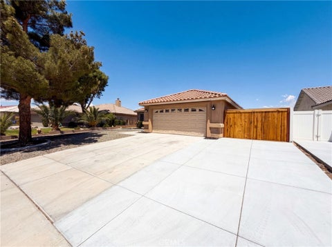 Photo of 13185 Great Falls AVE, Victorville, CA 92395 (MLS # IV26155223)