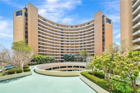Photo of 4316 Marina City Drive #227, Marina Del Rey, CA 90292 (MLS # SR26100234)
