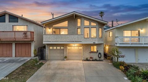 Photo of 317 Melrose Drive, Oxnard, CA 93035 (MLS # V1-35590)