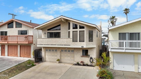 Tiny photo for 317 Melrose Drive, Oxnard, CA 93035 (MLS # V1-35590)