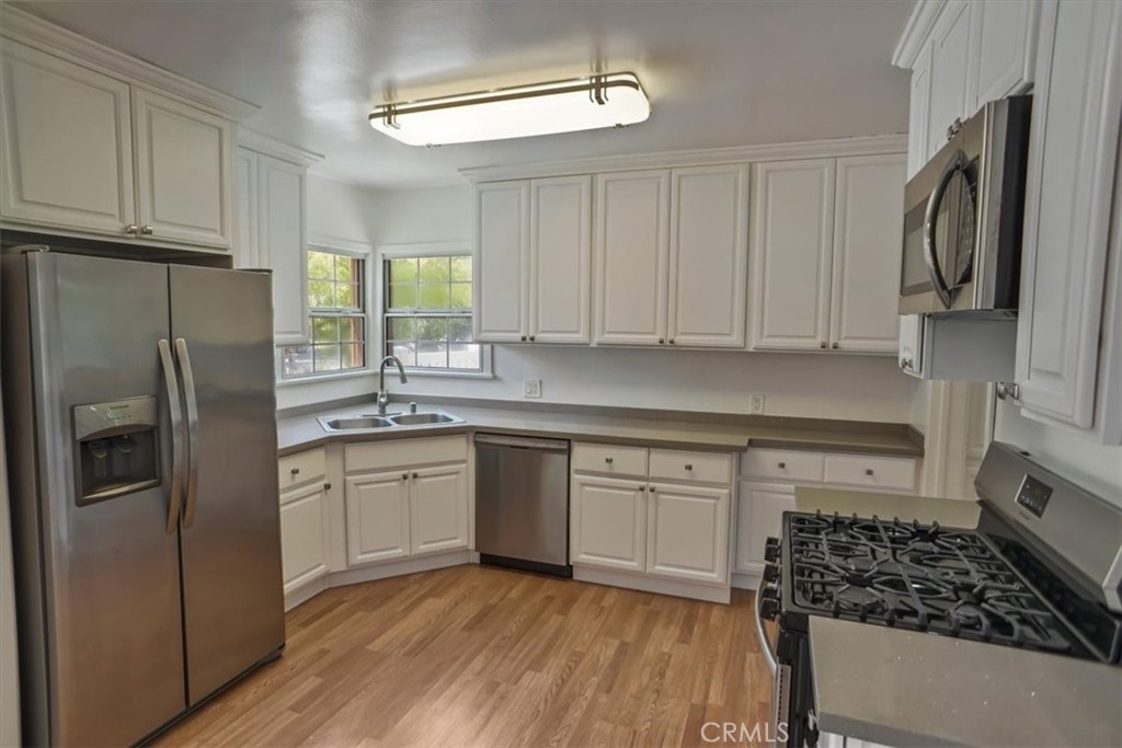 Properties 3 710 N Pass Avenue