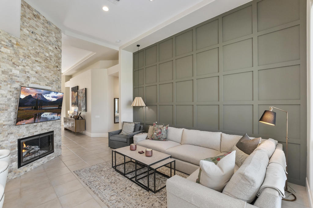 Rancho La Quinta CC - Residential Lease