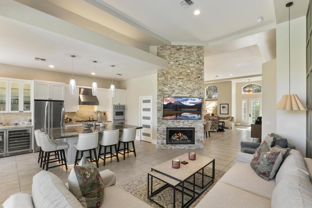 Rancho La Quinta CC - Residential Lease