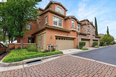 Photo of 3683 Central Parkway, Dublin, CA 94568 (MLS # 41130938)