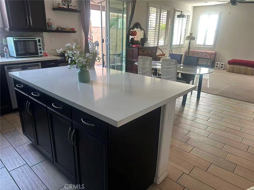332 E Costera Court