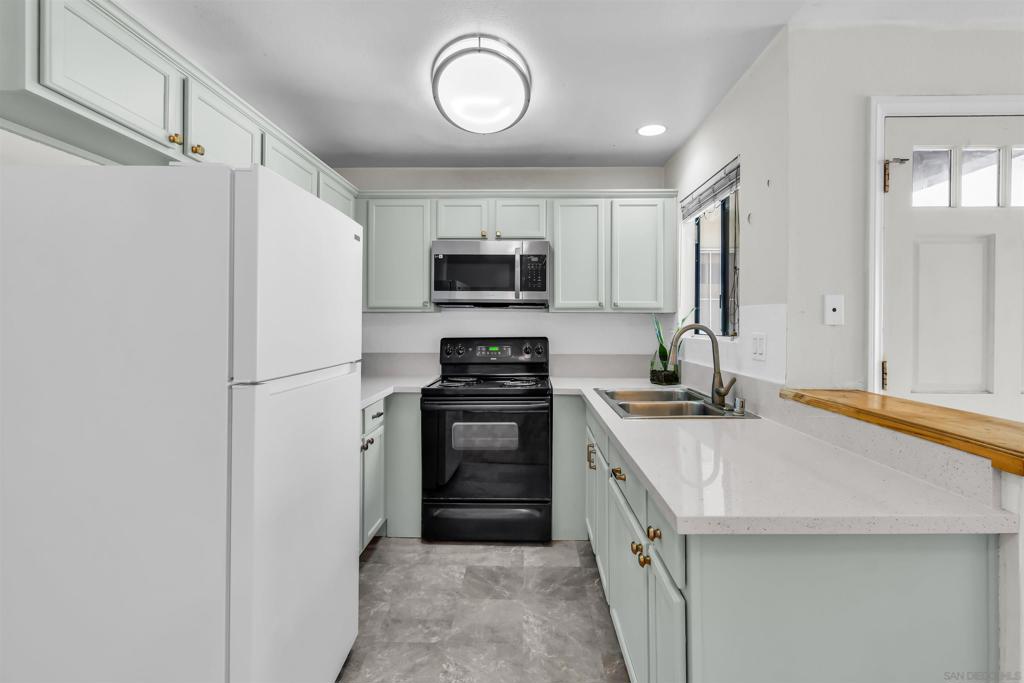 San Ysidro - Residential