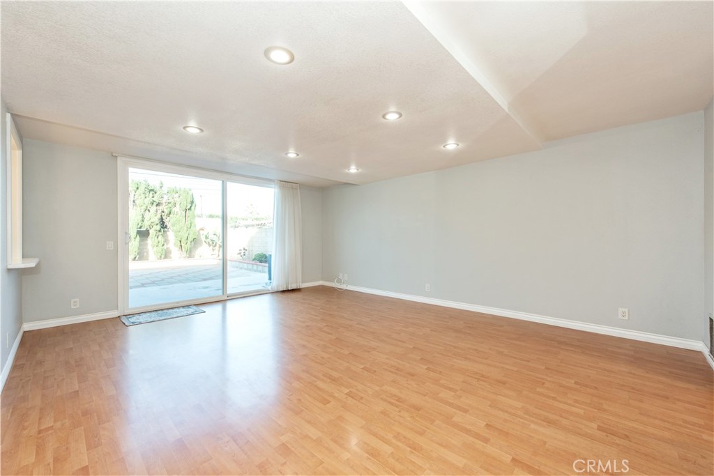 Anaheim West Townhomes (ANWS) - Residential