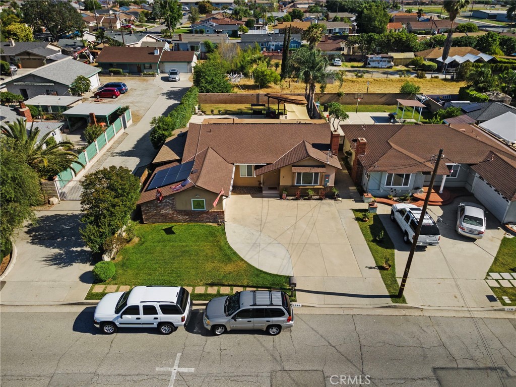 1344 E Cienega Avenue