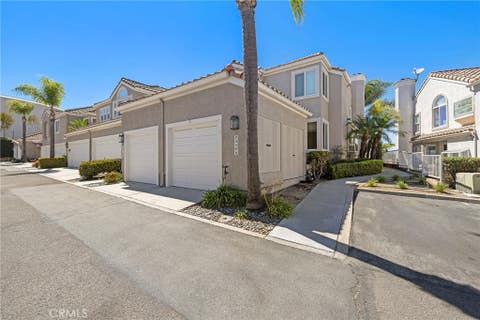 Photo of 23195 Via Tuscany, Laguna Niguel, CA 92677 (MLS # OC26182290)