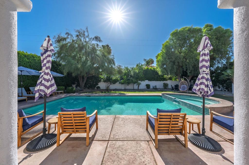 50700 Calle Paloma