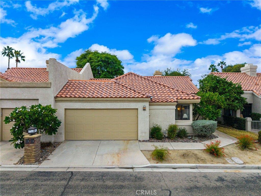 Palm Desert Resort CC (32418) - Residential