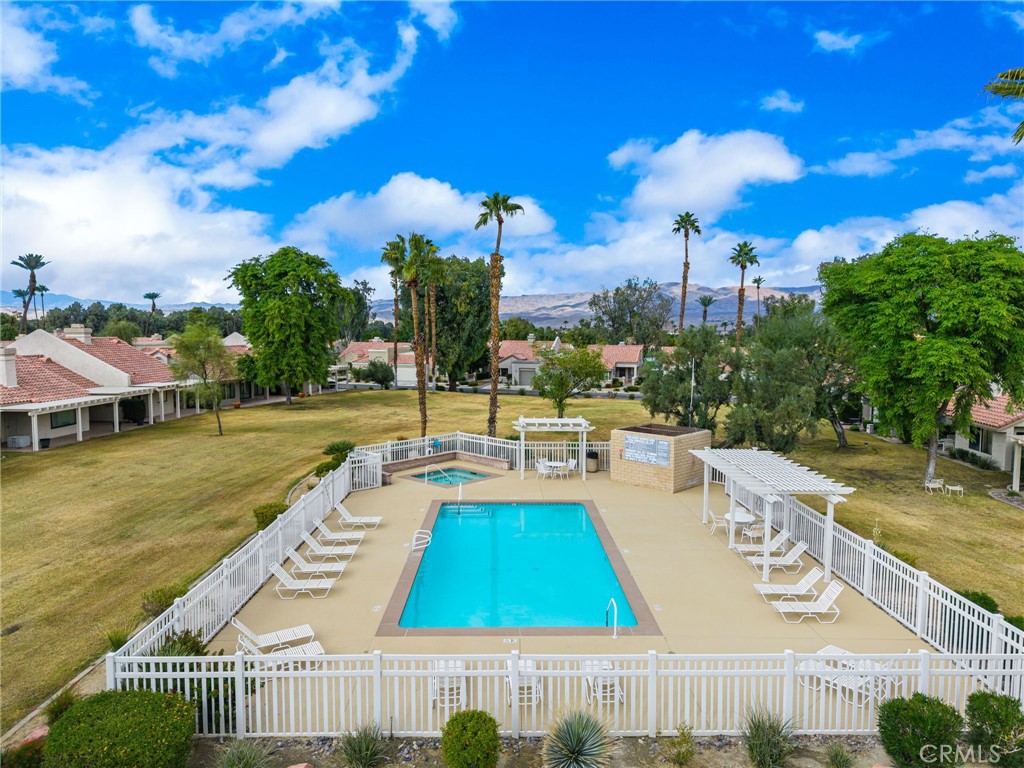 Palm Desert Resort CC (32418) - Residential