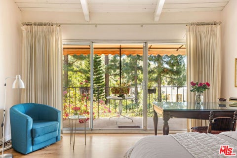 Photo of 9778 Blantyre Drive, Los Angeles, CA 90210 (MLS # 26866111)