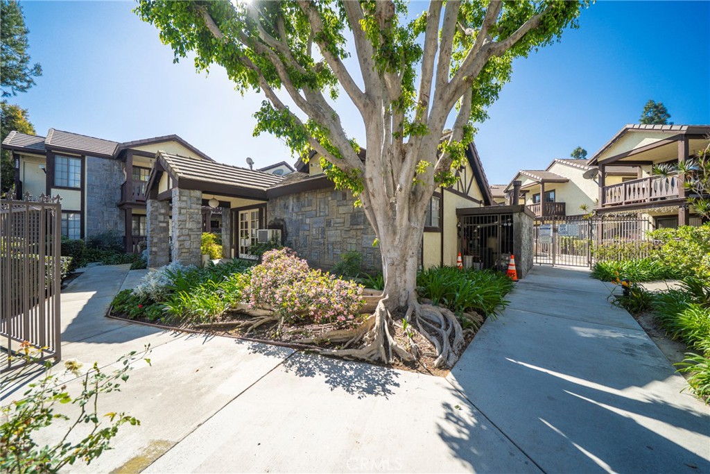 12432 Bay Hill Ct #71