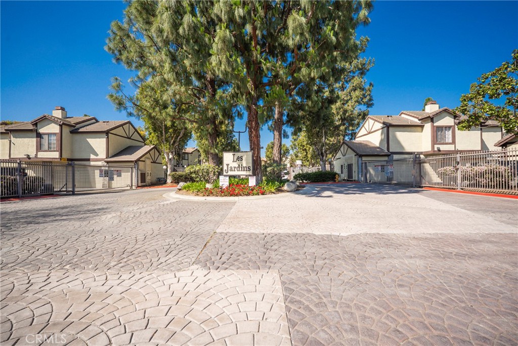 12432 Bay Hill Ct #71