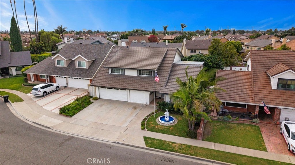 15751 Cromwell Circle
