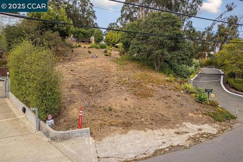 Photo of 4445 Arcadia, Oakland, CA 94602 (MLS # 41116383) Photo of 4445 Arcadia, Oakland, CA 94602 (MLS # 41116383)