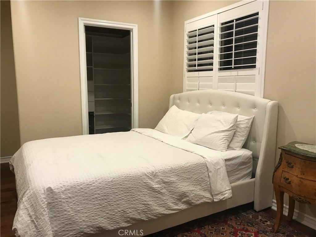 Emerson (EMRS) - Residential Lease