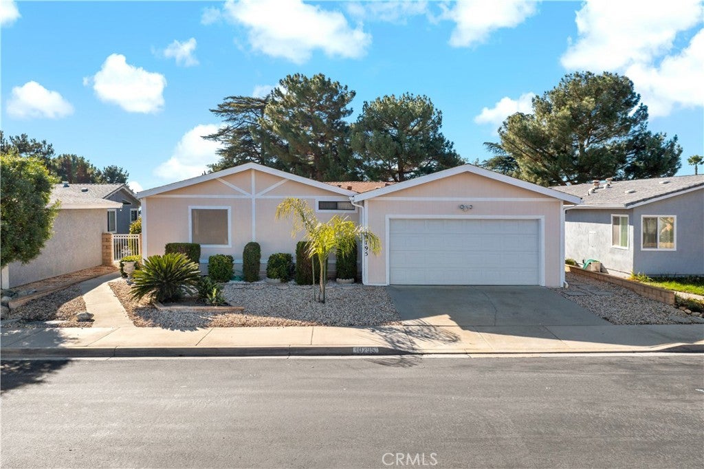 10795 Cherry Hills