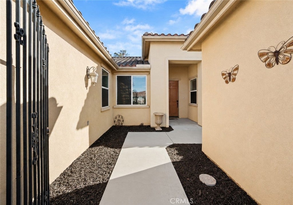3318 W Jeanette