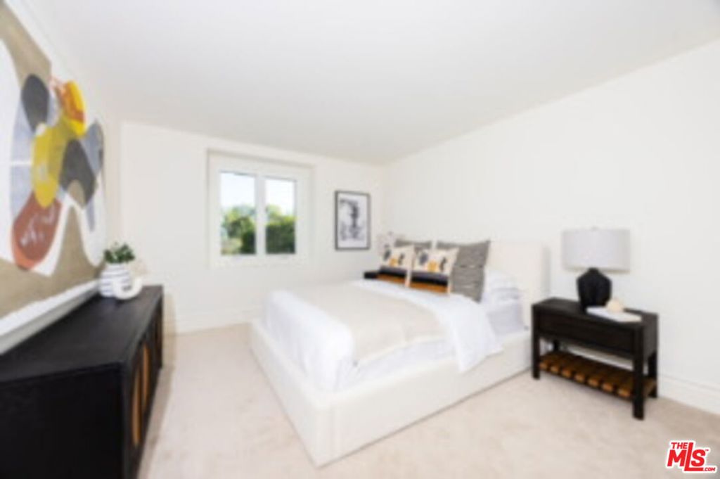 19382 Woodlands Drive, Huntington Beach CA 92648 - Photo 38