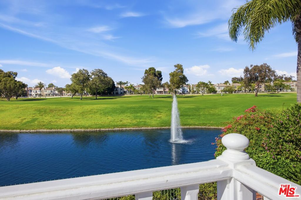 19382 Woodlands Drive, Huntington Beach CA 92648 - Photo 28