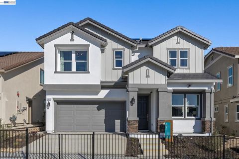 Photo of 1512 1512 Millennium Way Way, Fairfield, CA 94533 (MLS # 41125533)