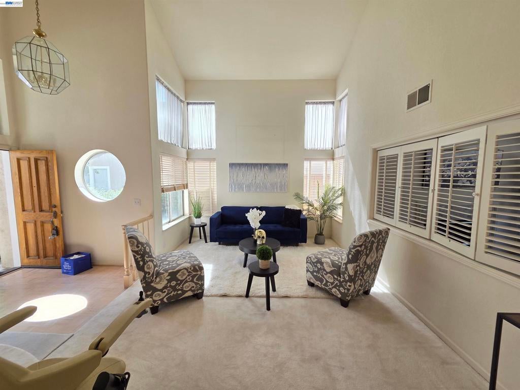 30330 Meridien Cir
