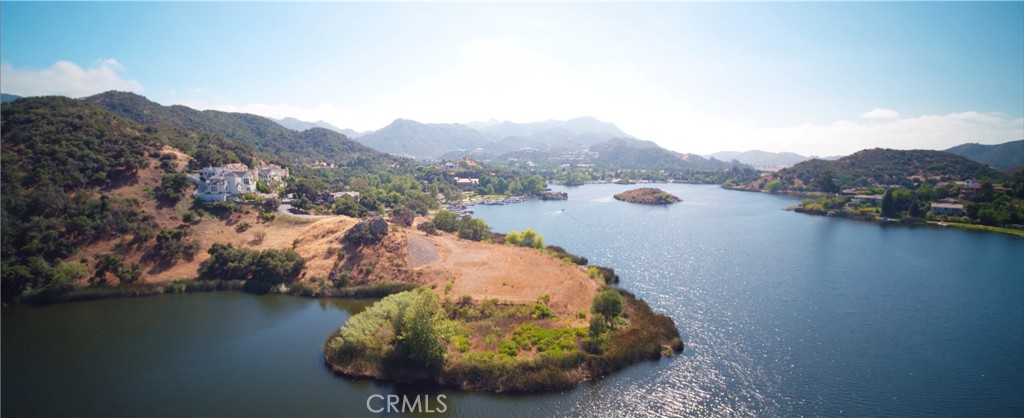 500 Lower Lake Rd. Road