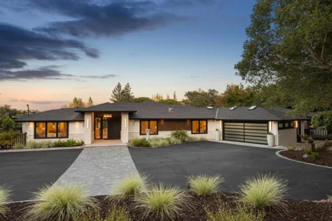 MLS: ML82053834