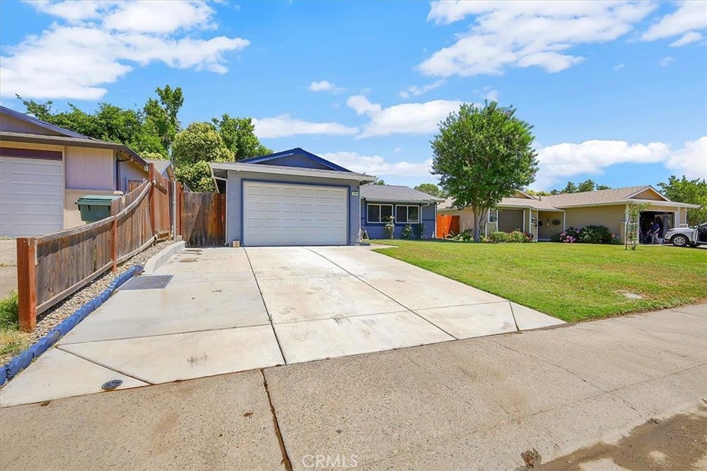 7048 Kilkenny Dr