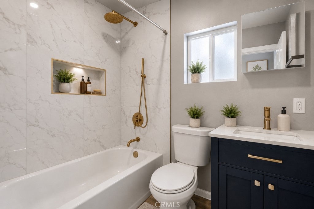 2869 Laurel Street