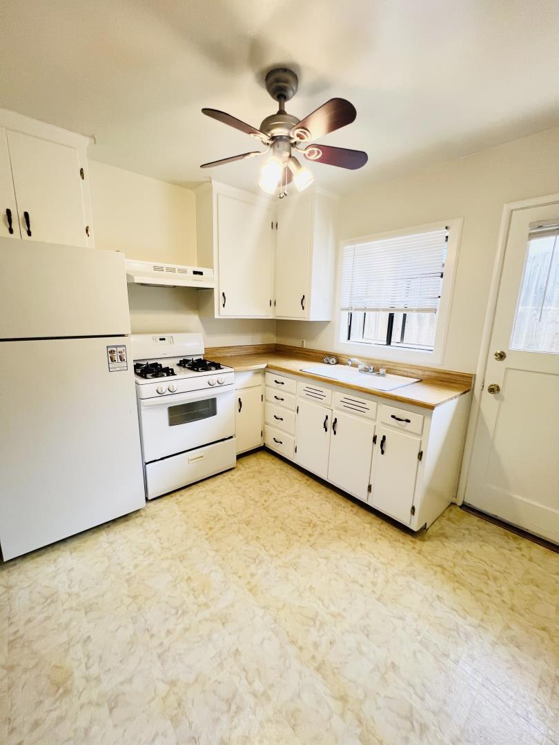 729 Mountain View Avenue