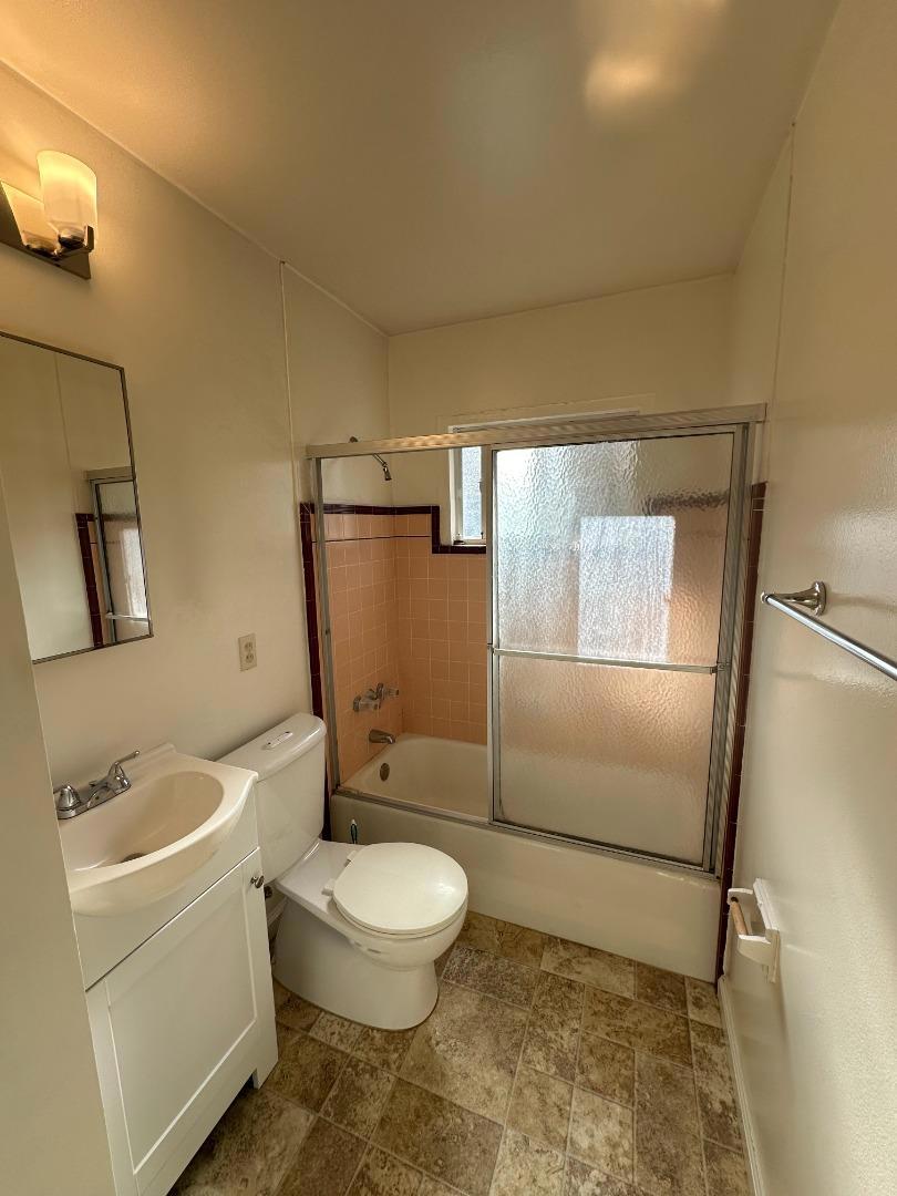 729 Mountain View Avenue