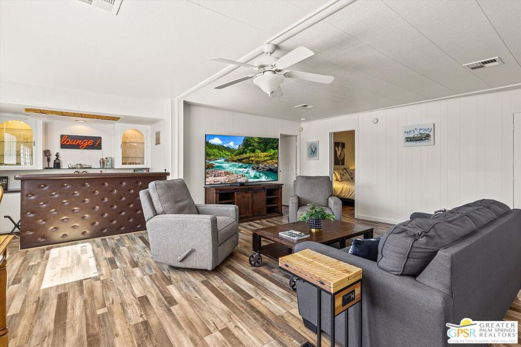 Date Palm Country Cl - Manufactured In Park