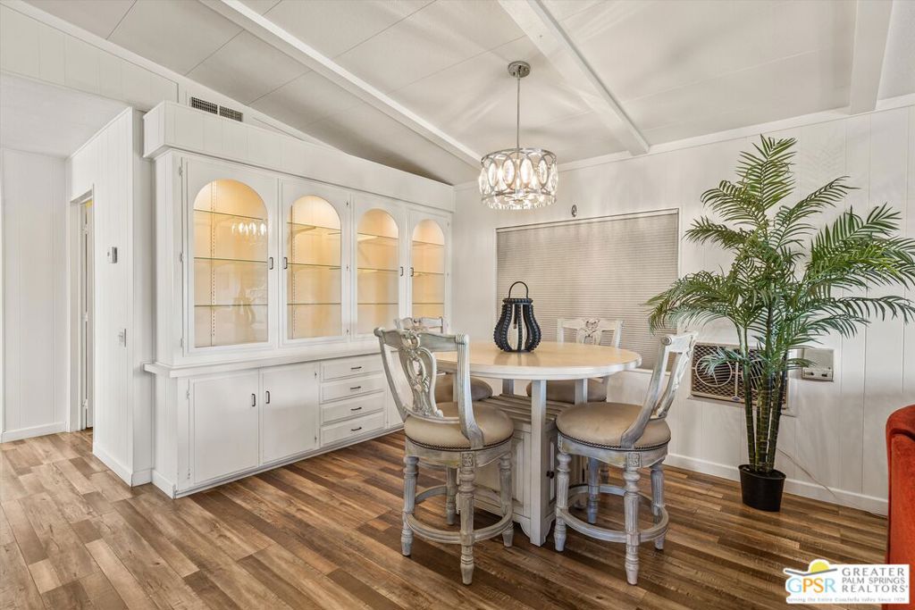 Date Palm Country Cl - Manufactured In Park