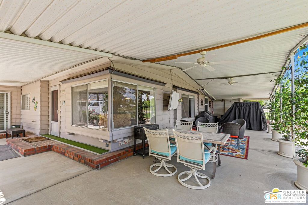 Date Palm Country Cl - Manufactured In Park