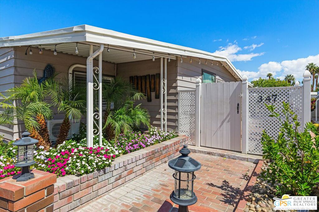 Date Palm Country Cl - Manufactured In Park