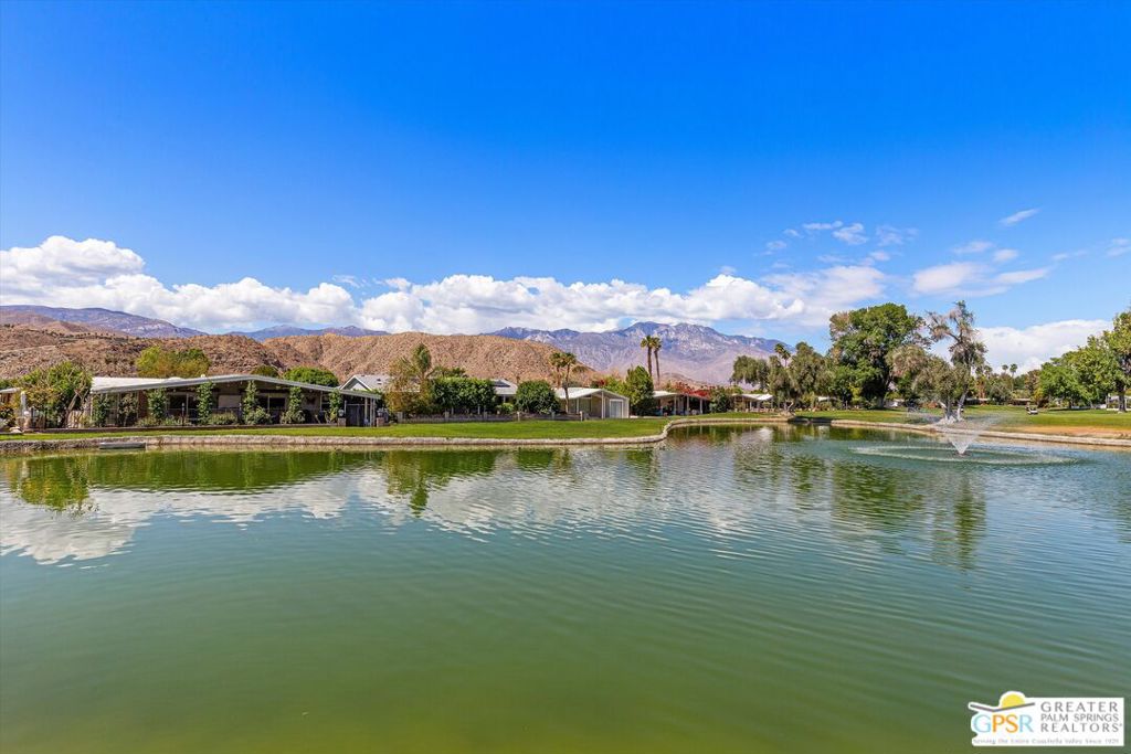 Date Palm Country Cl - Manufactured In Park