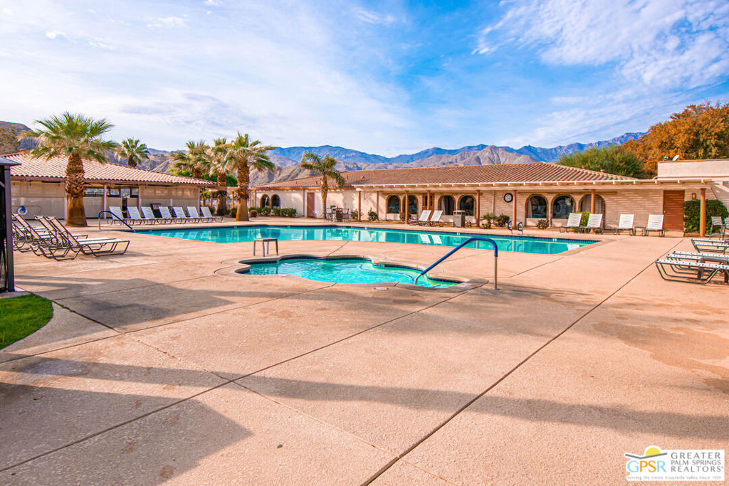 Date Palm Country Cl - Manufactured In Park