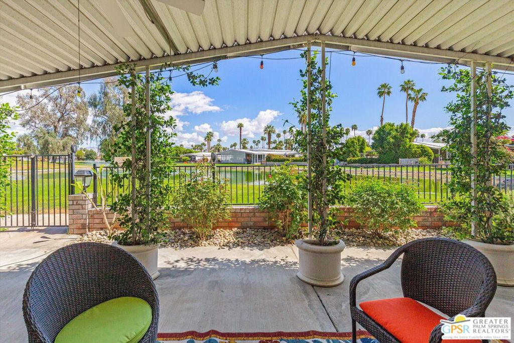 Date Palm Country Cl - Manufactured In Park