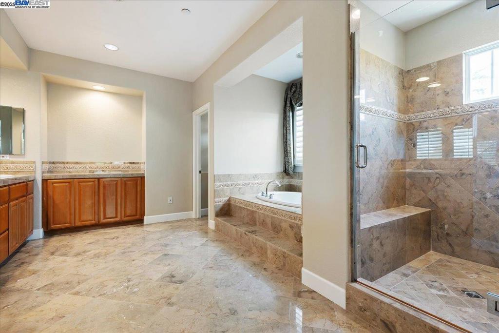 FALLBROOK - Residential